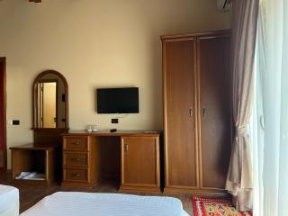 B Boutique Hotel - Tirana - 5