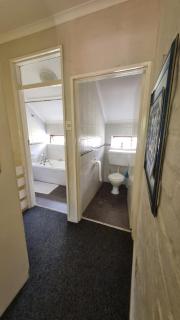 ANASTASIS, SEABREEZE CABANAS - George - 6