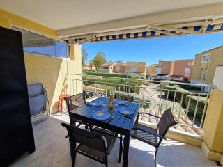 Appartement Vacances: Piscine, Tennis, Pétanque, Terrasse, Parking - Proche Commodités - FR-1-387-170 - Marseillan - 9