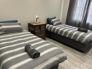 Dinas House Self-Catering - Khomas Region - 4