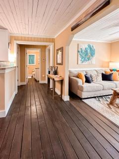 3BR Stay Near the Sand - Waveland - 4