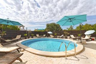 Stylish flat with pool access and fully equipped spaces - 9