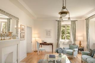 Magnificent Seafront Corfu Villa 5 En-Suite Bedrooms The Durrells House Historic Elegance Modern Luxuries Direct Beach Access Private, - - 1