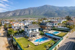 Olive Oyl - Villa with Private Pool for 6 People in Hisaronü - Fethiye - 4