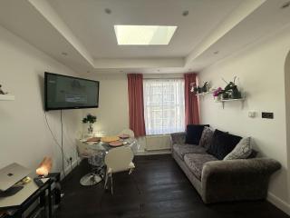 Large One Bedroom Studio near Kensington Gardens, Notting Hill - Londra - 3