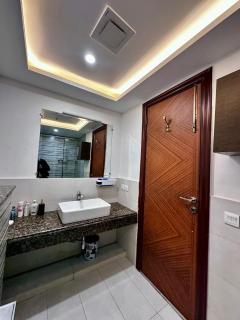 Goldcrest mall and residency - Lahore - 5