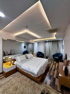 Goldcrest mall and residency - Lahore - 1