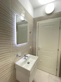 Quiet Cozy Apartment close to the beach - 6