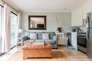 BEACHFRONT KING BED VILLA, PRIVATE BALCONY, SELF CHECK-In - Hilton Head Island - 0