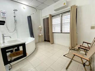 Cheap house 7min next to BTS Kasetsart , 5 bedroom - Ban Yang - 4