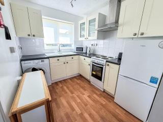 8 Berth Chalet To Hire At Bermuda Holiday Park Nearby Hemsby Beach Ref 18192B - Hemsby - 2