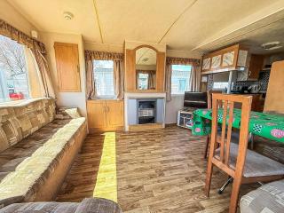 8 Berth Caravan At California Cliffs Holiday Park In Norfolk Ref 50007D - Great Yarmouth - 3