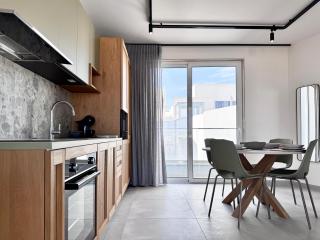 Exclusive Retreat off the Sea Front Promenade - Il-Gżira - 8