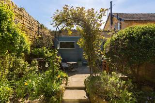 NEW Moreton Cottage Central Garden - Pass the Keys - 6