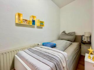 Apartment-Am-Stadtbrunnen,50m2,Küche,2 Schlafzimmer,Kfz Parkplatz,Terrasse,Waschmaschine - Cottbus - 2