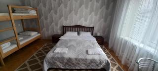Pelican Guest House & Hostel - Chernivtsi - 4