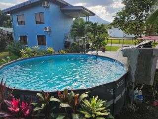 Full equipado, WiFi, AC, vista volcán, 1er piso - Fortuna - 5