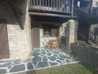 Ground floor with fenced garden - Espot - 1