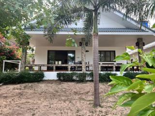 Sunshine House By Serenity Sea House - 2