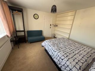 Beaconsfield House, Modern, recently refurbished, self check-in, free parking and near Luton Airport - Luton - 8