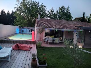 villa with pool - Rochefort-du-Gard - 0
