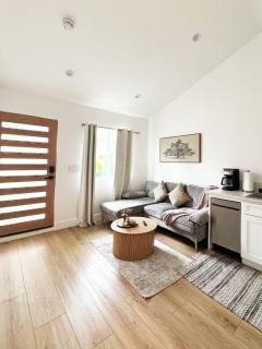 Cozy 2BR Escape in West LA - CM-HH - Hidden Hills - 0