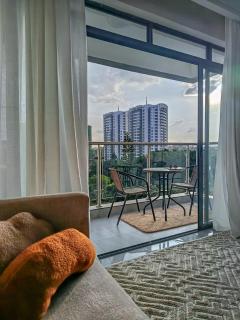 Urban Chic Apt With Skyline views in Kileleshwa - Nairobi - 7
