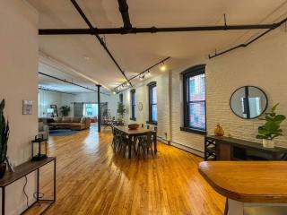 Open Concept 2 Bed Loft In Back Bay - Boston - 6