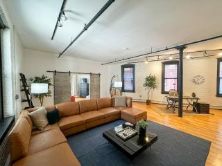 Open Concept 2 Bed Loft In Back Bay - Boston - 9