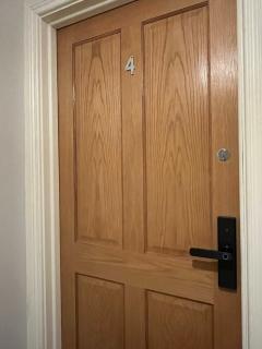 Apartment 4 Fitzroy Avenue - Belfast - 4