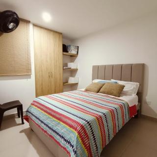 Apartamento Vacacional con Piscina WiFi y Netflix a 20 min del Parque Tayrona ideal para trabajo remoto - Santa Marta - 7