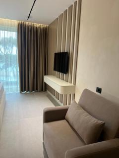Hotel Skanderbeg - Golem - 8