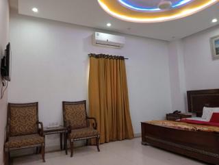 ROYAL HAYAT hOTEL - Lahore - 5