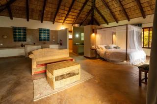 Micala Lodge - - 8