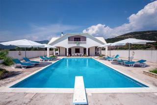 White Villa - Naupacte - 0