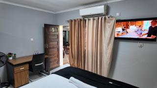 Bungalow Guest House - Gaborone - 8