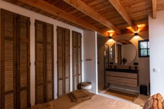 Rustic Lake House - 2