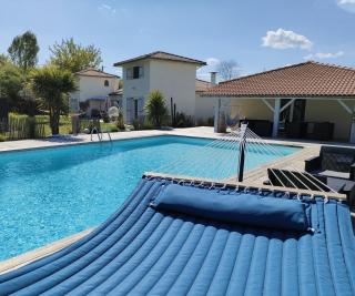 Le Clos Fleuri proche de Bordeaux - Saint-Sulpice-et-Cameyrac - 0
