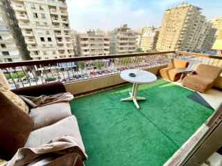 شقة فندقية سمارت vip شارع حديقة الطفل سيتي ستارز - Il Cairo - 6
