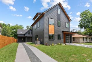 Beautiful and Modern - Austin - 9
