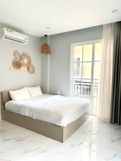 Rova Hotel - AMALFI SUNSET TOWN - Phú Quốc - 0