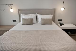 Asters Hotel - Ksamil - 1