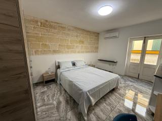 Renovated Historic 4 Bedroom 4 Bathroom Townhouse in Senglea with Valletta Views over Maltas Grand Harbour - Senglea - 3