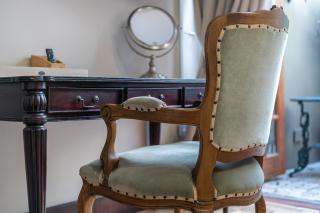 Forest Town Getaway close to the Parks - 8