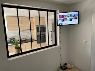 Cozy vintage BNB house - 2