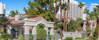 Beautiful Hotel in Desert Rose Resort - 2BD Sleeps - Las Vegas - 9