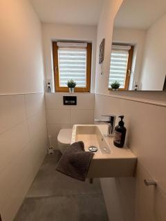 Großzügige Ferienwohnung im Remstal - Korb - 1