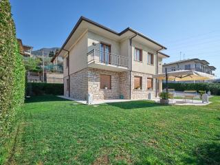 Villa Viola- space and relaxation - Caprino Veronese - 2