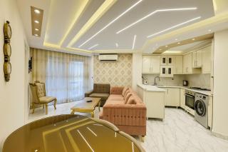 Seaside Serenity - Family Chalet with Modern Comforts - `Ezbet Shalabi el-Rûdi - 8