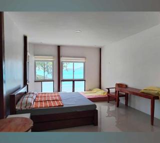 Chariss Vacation House - - 3